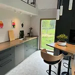 בית נופש Foundation - Waldhaus Mit Sauna & Hottub *