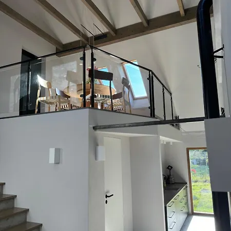 Foundation - Waldhaus Mit Sauna & Hottub تسيتاو