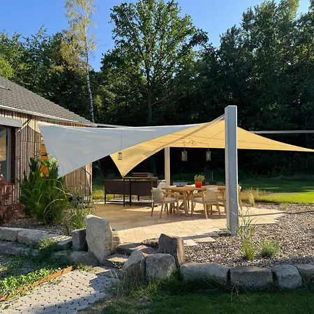 Foundation - Waldhaus Mit Sauna & Hottub