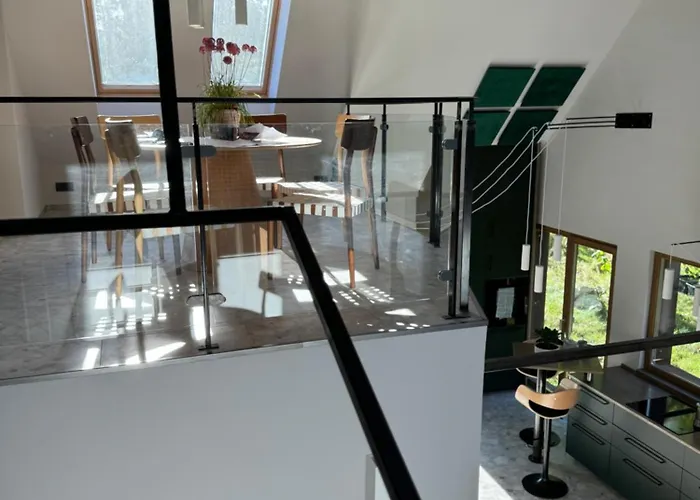 בית נופש Foundation - Waldhaus Mit Sauna & Hottub ציטאו